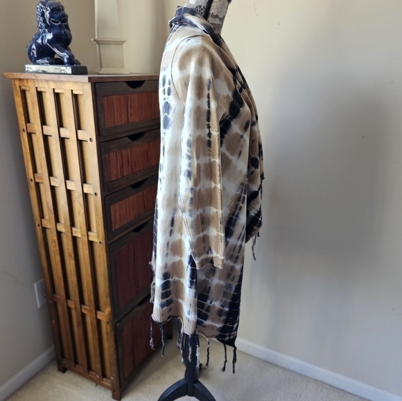 Soft Surroundings tie dye fringe hem cardigan PM - Picture 3 of 9